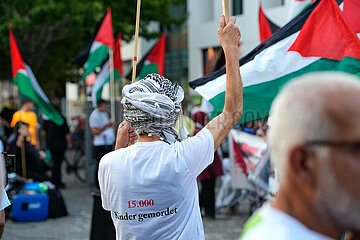 Pro-Palaestinensische Demo in Berlin-Neukoelln