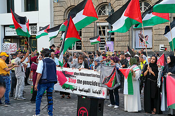 Pro-Palaestinensische Demo in Berlin-Neukoelln