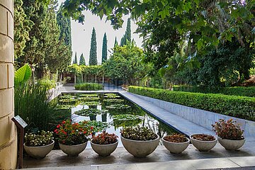 Sonnige Reise-Impressionen aus der zweitgrößten Stadt Andalusiens Málaga