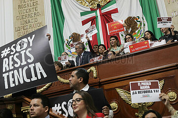 Opposition legislators Protest After the Approval Judicial Reform