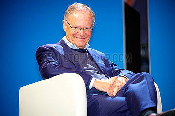 Stephan Weil beim Buergerfest 2024 auf Schloss Bellevue