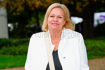 Nancy Faeser beim Buergerfest 2024 auf Schloss Bellevue