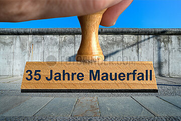 Symbolischer Stempel 35 Jahre Mauerfall