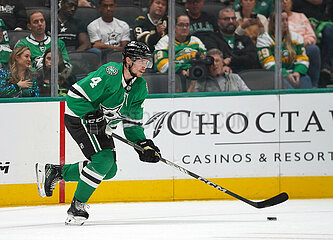 NHL: Dallas Stars v Minnesota Wild