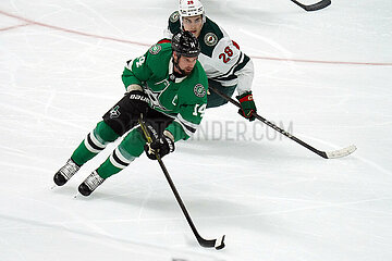 NHL: Dallas Stars v Minnesota Wild