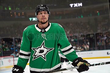 NHL: Dallas Stars v Minnesota Wild