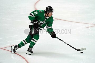 NHL: Dallas Stars v Minnesota Wild