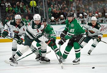 NHL: Dallas Stars v Minnesota Wild