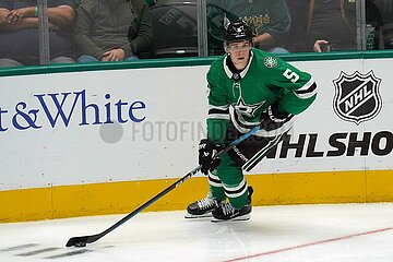 NHL: Dallas Stars v Minnesota Wild