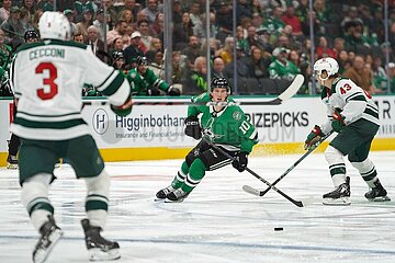 NHL: Dallas Stars v Minnesota Wild