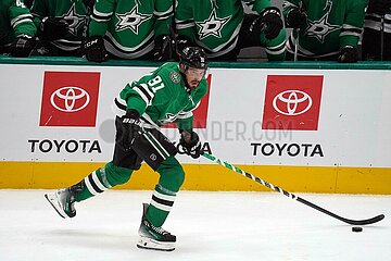 NHL: Dallas Stars v Minnesota Wild