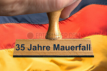 Symbolischer Stempel 35 Jahre Mauerfall