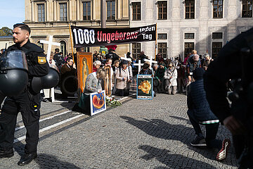 1000 Kreuze Marsch in München