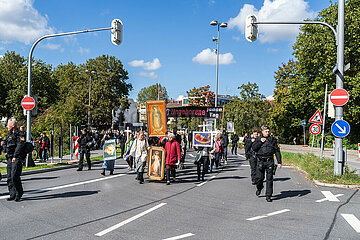 1000 Kreuze Marsch in München