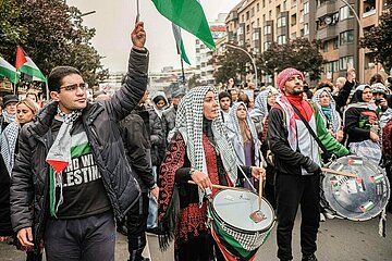 Pro-Palästina-Demo in Berlin nach Ausschreitungen aufgelöst