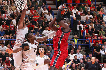 EuroLeague: EA7 Emporio Armani Olimpia Milano vs Paris Basketball