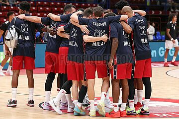 EuroLeague: EA7 Emporio Armani Olimpia Milano vs Paris Basketball