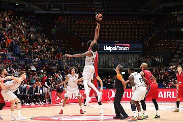 EuroLeague: EA7 Emporio Armani Olimpia Milano vs Paris Basketball