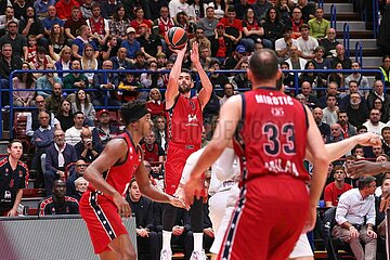 EuroLeague: EA7 Emporio Armani Olimpia Milano vs Paris Basketball