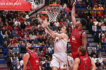 EuroLeague: EA7 Emporio Armani Olimpia Milano vs Paris Basketball