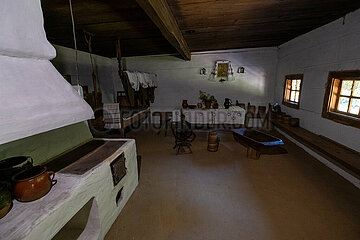 Ukraine  Lwiw - Bauernhaus von 1909  Region Lwiw  Freilichtmuseum Schewtschenkiwskyj Haj mit historischen ukrainischen Baudenkmaelern