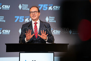 Feier zu 75 Jahre CSU im Bundestag