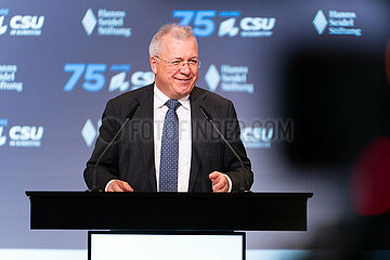 Feier zu 75 Jahre CSU im Bundestag