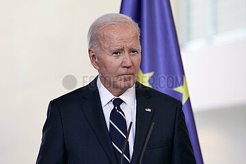 Berlin  Deutschland - Joseph Biden bei der gemeinsamen Pressekonferenz mit dem Bundeskanzler im Kanzleramt.