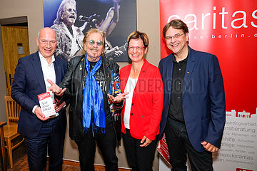 Frank Zander und die Caritas gruenden Stiftung  23.10.2024