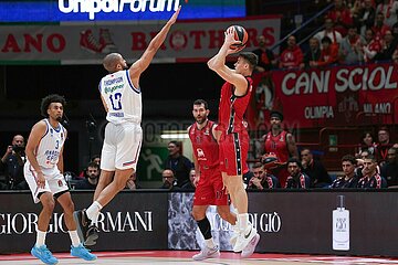 EuroLeague: EA7 Emporio Armani Olimpia Milano vs Anadolu Efes Istanbul