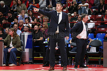 EuroLeague: EA7 Emporio Armani Olimpia Milano vs Anadolu Efes Istanbul