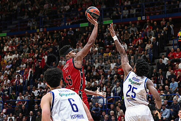 EuroLeague: EA7 Emporio Armani Olimpia Milano vs Anadolu Efes Istanbul