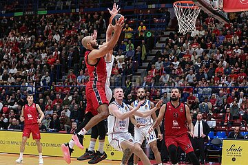 EuroLeague: EA7 Emporio Armani Olimpia Milano vs Anadolu Efes Istanbul