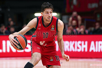 EuroLeague: EA7 Emporio Armani Olimpia Milano vs Anadolu Efes Istanbul