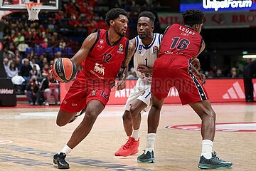 EuroLeague: EA7 Emporio Armani Olimpia Milano vs Anadolu Efes Istanbul