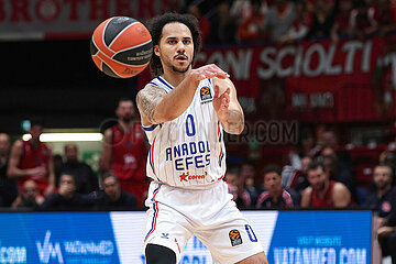 EuroLeague: EA7 Emporio Armani Olimpia Milano vs Anadolu Efes Istanbul