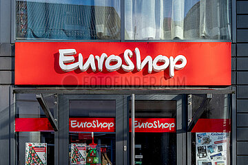 Schild - EuroShop in Schleswig