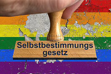 Symbolischer Stempel Selbstbestimmungsgesetz