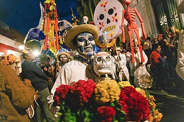 Dia de Muertos Parade in Oaxaca