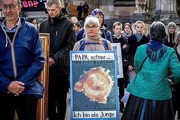 Tausend Kreuze Marsch in München