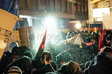 Massive Polizeigewalt bei Hanau Gedenk-Demo in München