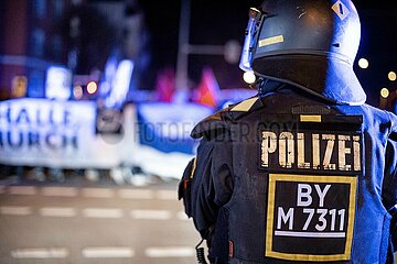 Massive Polizeigewalt bei Hanau Gedenk-Demo in München