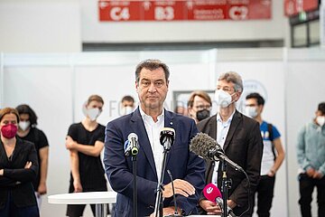 Start der Impfkampagne für Schüler in München