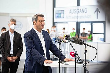 Start der Impfkampagne für Schüler in München