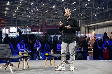 Malaika Mihambo auf der ISPO 2024 in München
