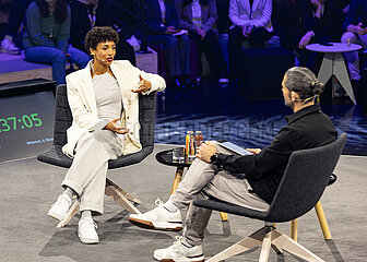 Malaika Mihambo auf der ISPO 2024 in München