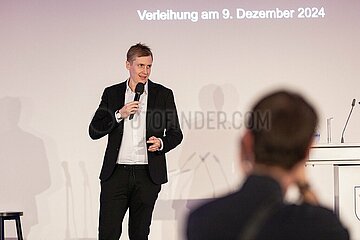 Dieter-Hildebrandt-Preisverleihung an Till Reiners in München