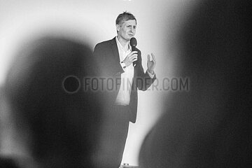 Dieter-Hildebrandt-Preisverleihung an Till Reiners in München