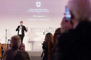 Dieter-Hildebrandt-Preisverleihung an Till Reiners in München