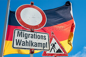 Symbolische Schilder Migrationswahlkampf